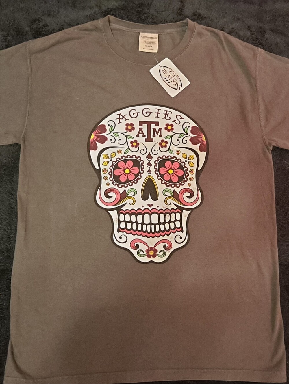 Aggies Sugar Skull Tee in GRAY